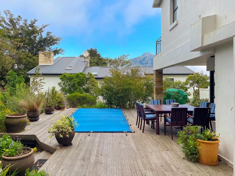4 Bedroom Property for Sale in Hout Bay Western Cape